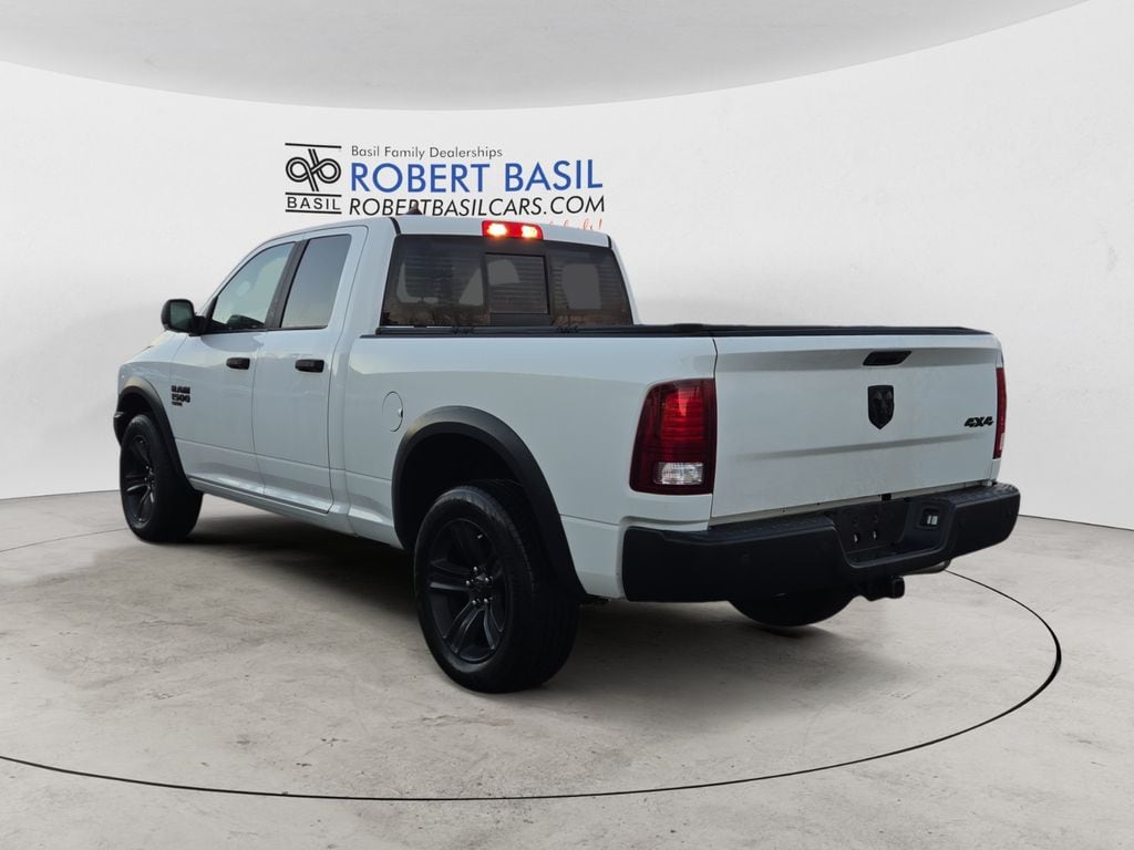 2022 Ram 1500 Classic Warlock photo 3