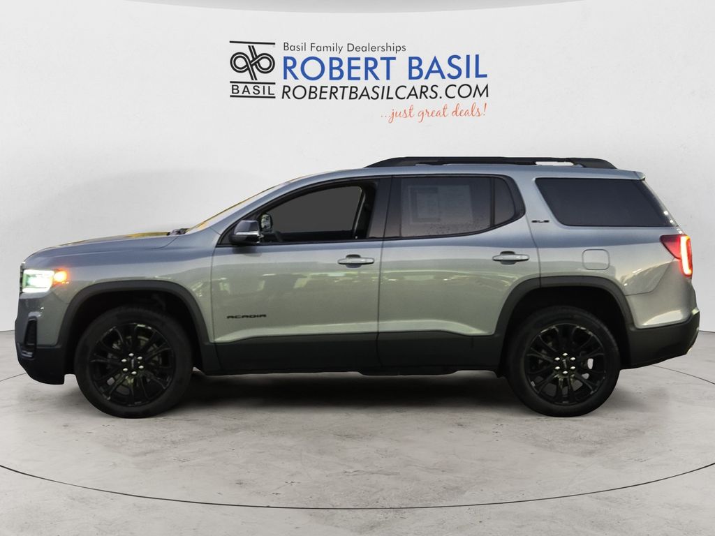 2023 Gmc Acadia SLE photo 2