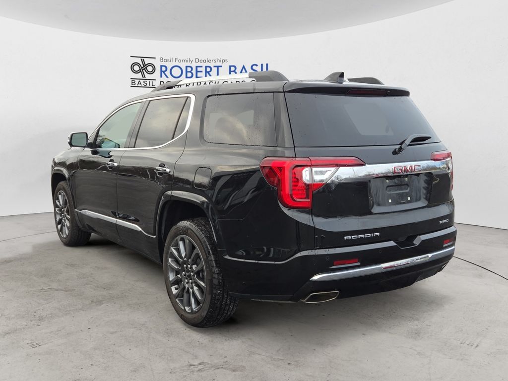 2023 Gmc Acadia Denali photo 3