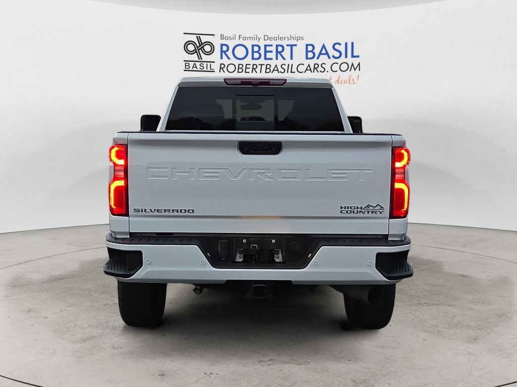 2022 Chevrolet Silverado 2500HD High Country photo 4