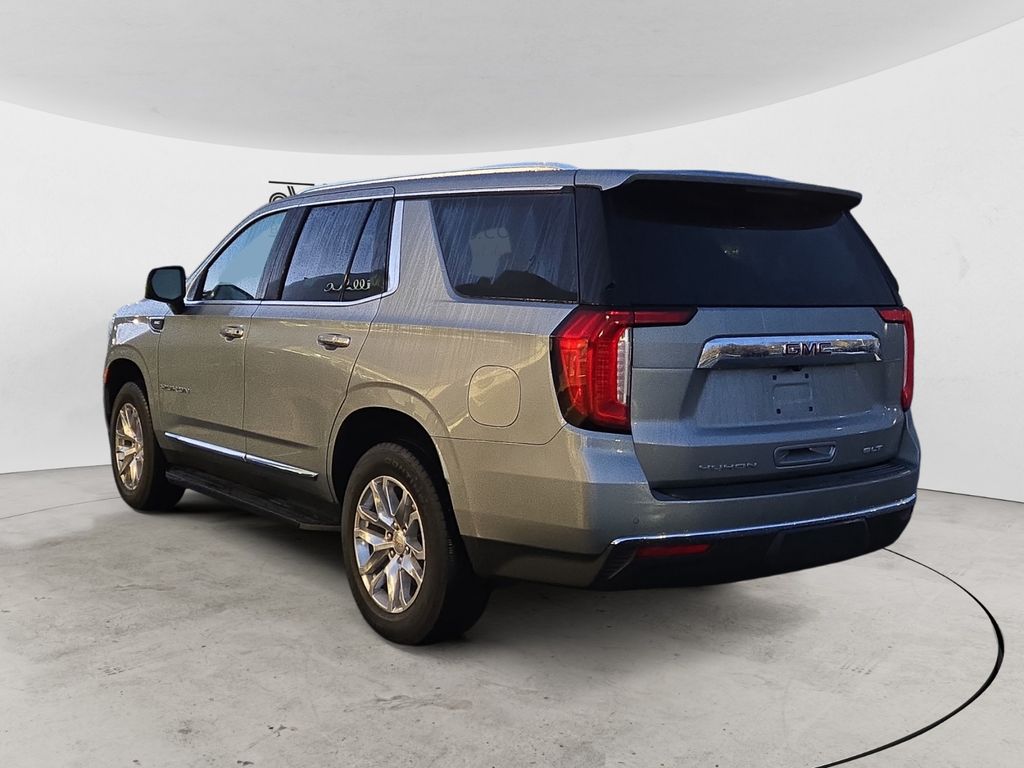 2024 Gmc Yukon SLT photo 3