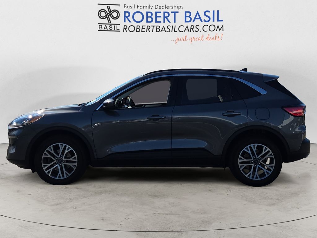 2022 Ford Escape SEL photo 2