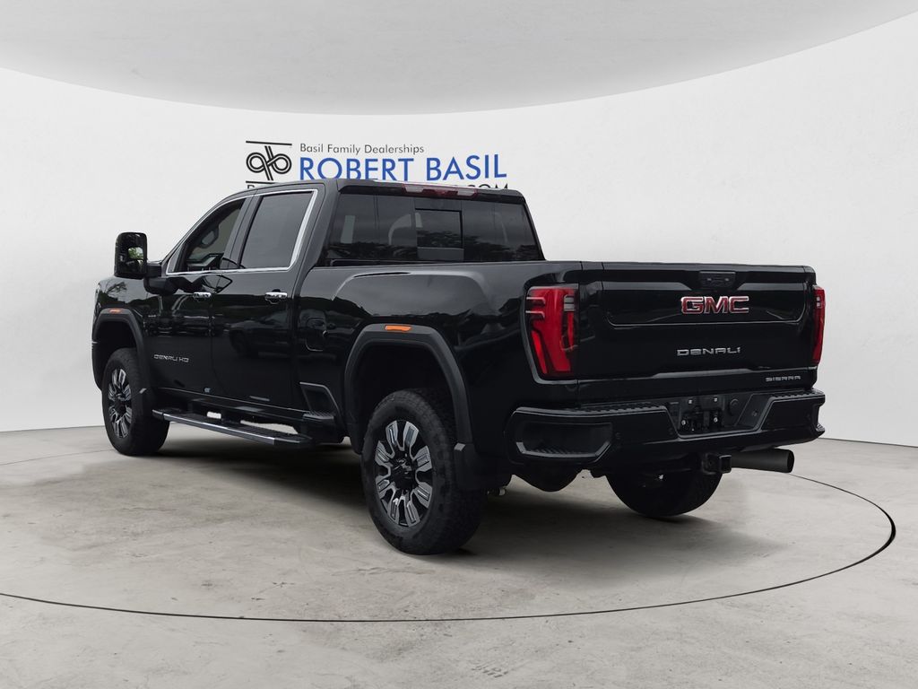 2024 Gmc Sierra HD Denali photo 3