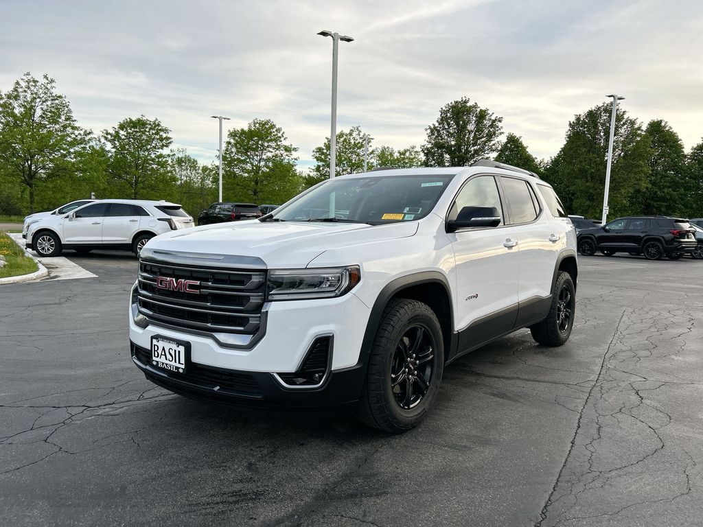 2023 GMC Acadia AT4 AWD's photo