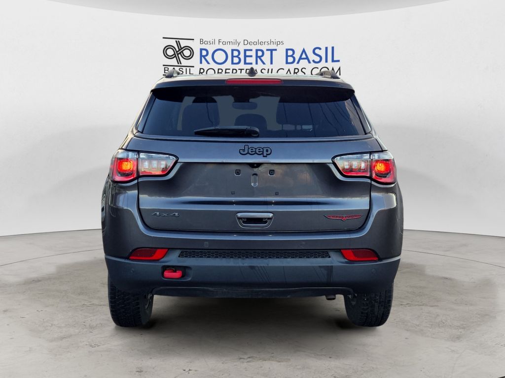 2022 Jeep Compass Trailhawk photo 4