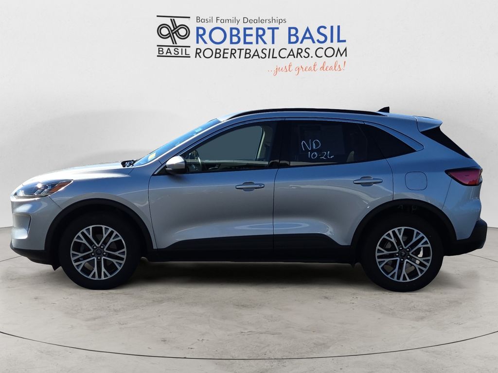 2020 Ford Escape SEL photo 2