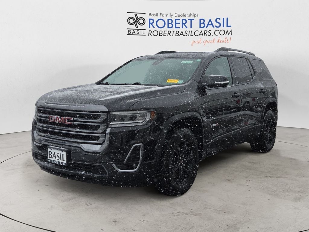 2023 GMC Acadia AT4's photo