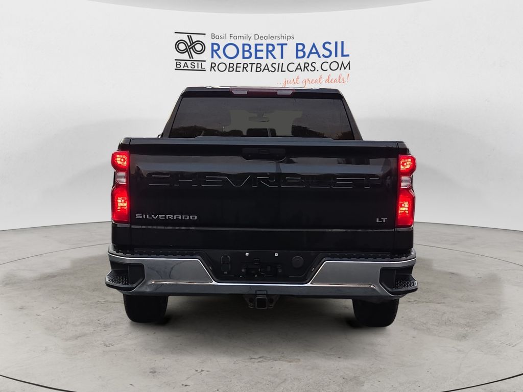 2019 Chevrolet Silverado 1500 LT photo 4