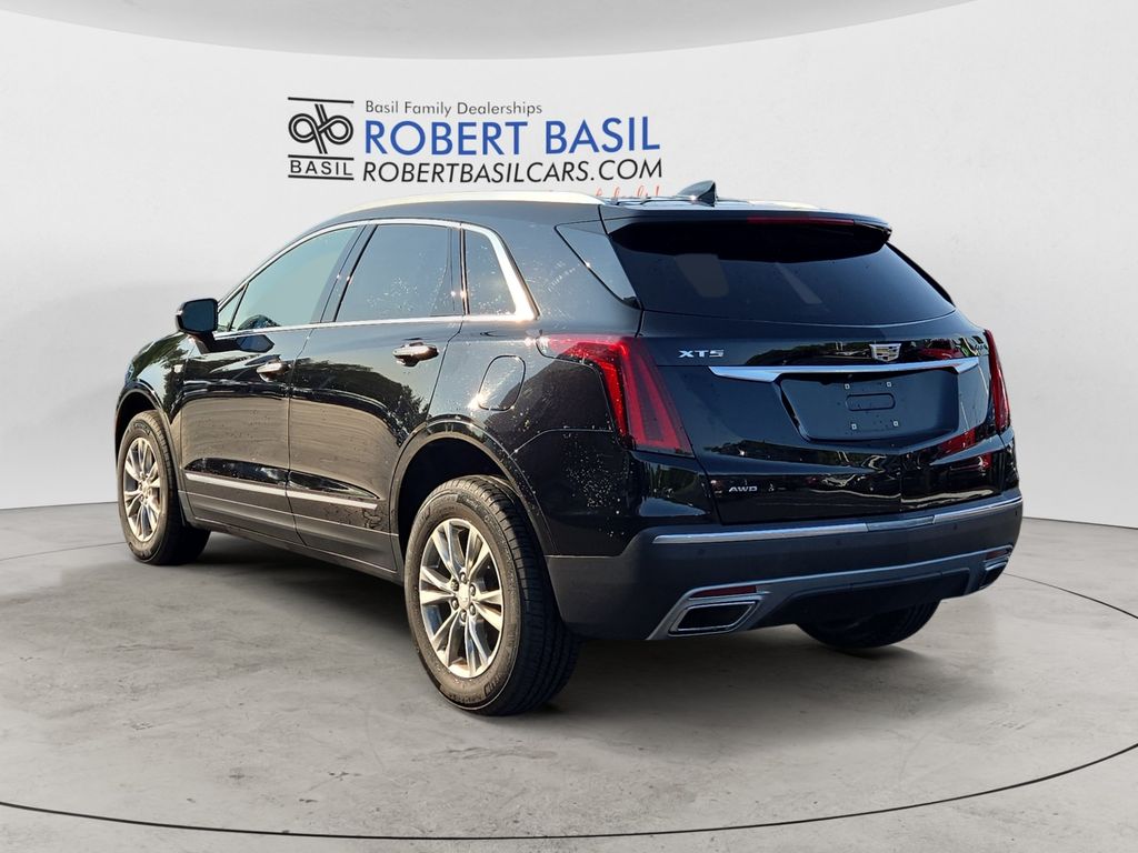 2020 Cadillac XT5 Premium Luxury photo 3