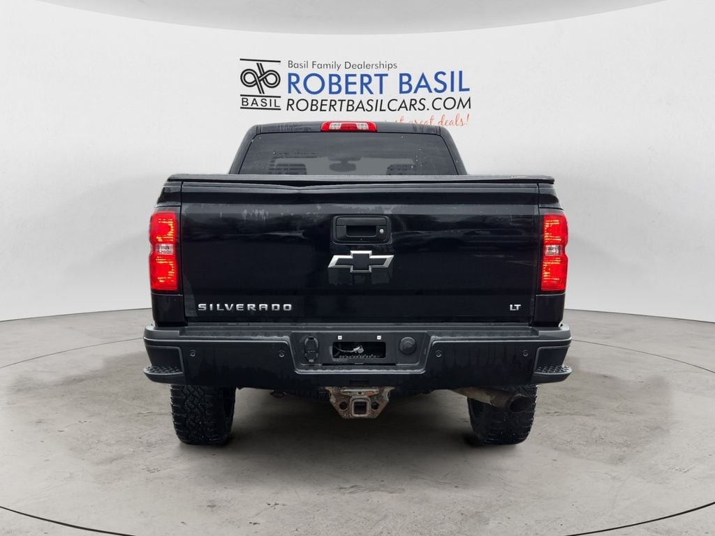 2017 Chevrolet Silverado 2500HD LT photo 4