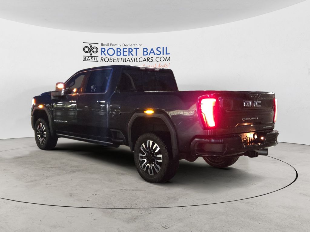 2024 Gmc Sierra HD Denali Ultimate photo 2
