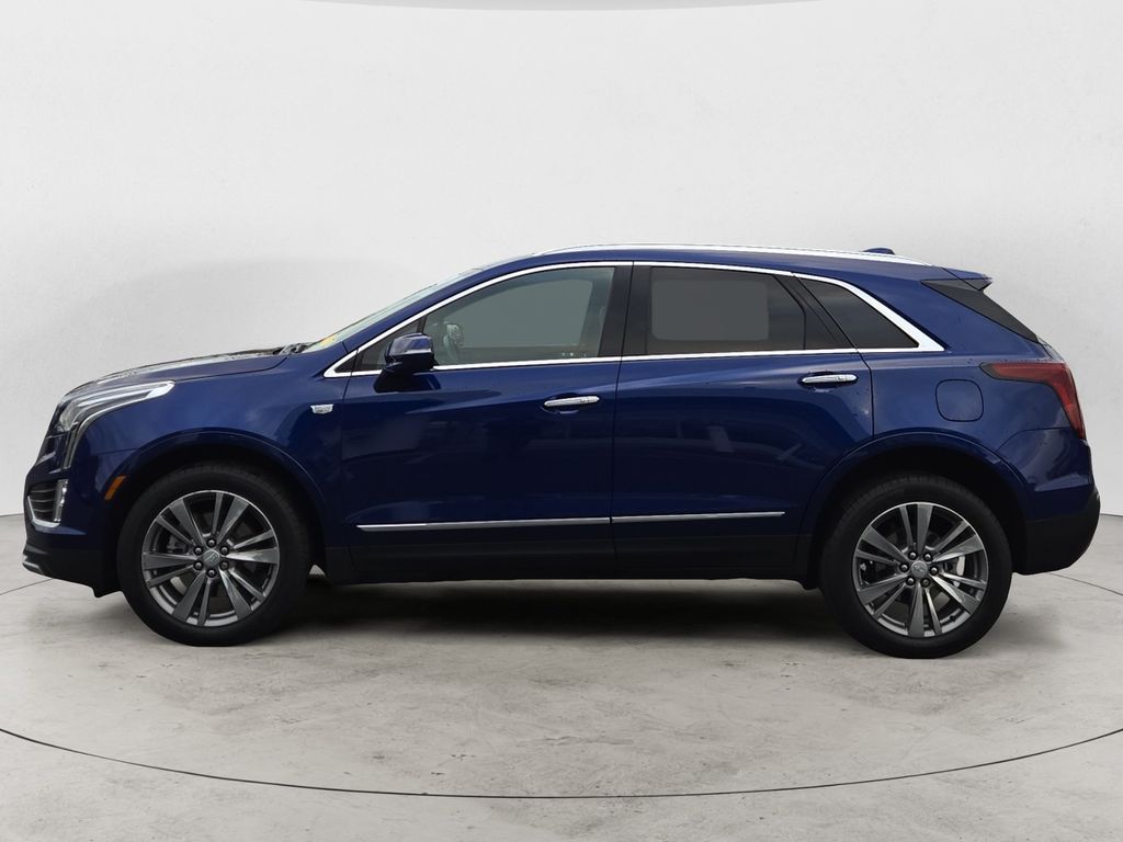 2024 Cadillac XT5 Premium Luxury photo 2