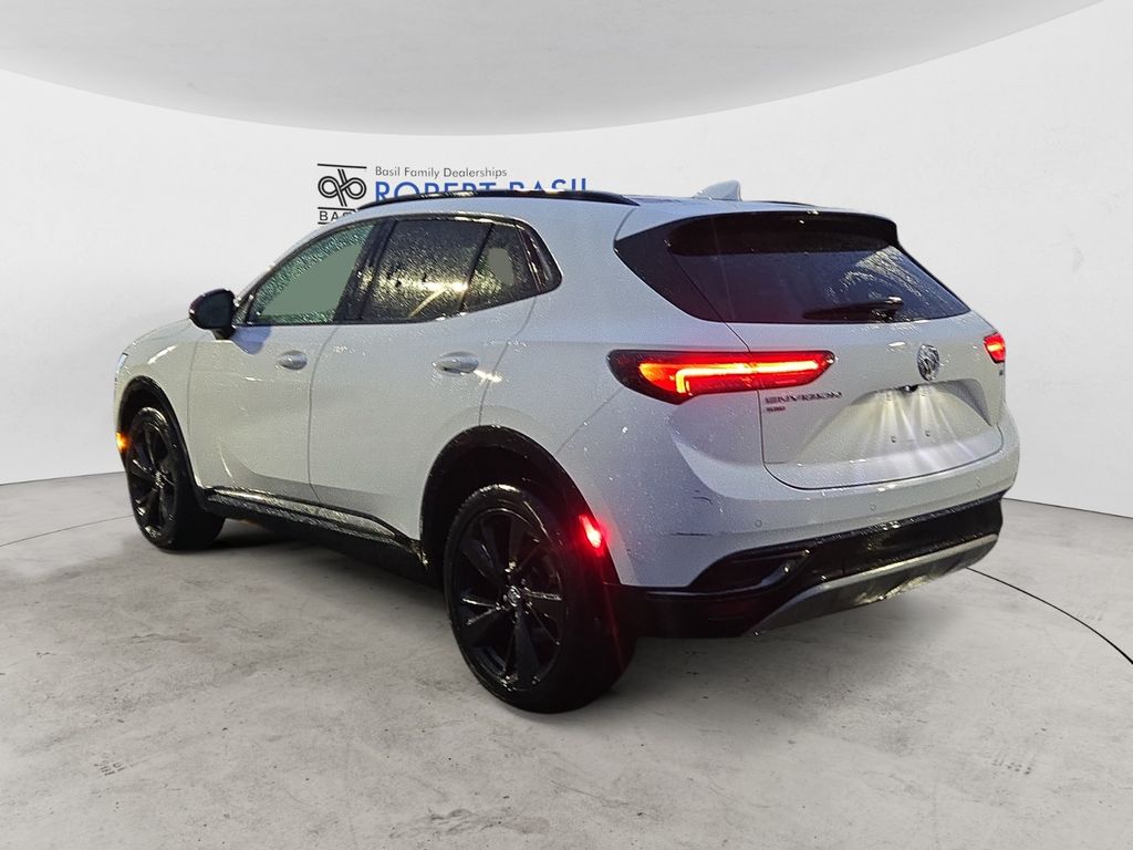 2023 Buick Envision Preferred photo 2