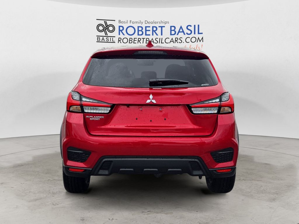 2025 Mitsubishi Outlander Sport SE photo 4