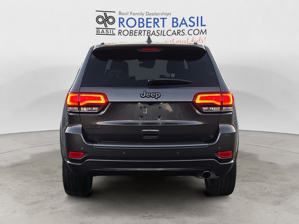 2021 Jeep Grand Cherokee Anniversary Edition photo 4