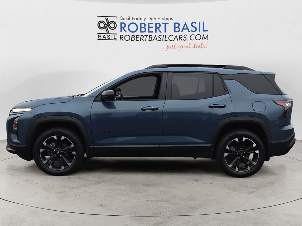 2025 Chevrolet Equinox RS photo 2