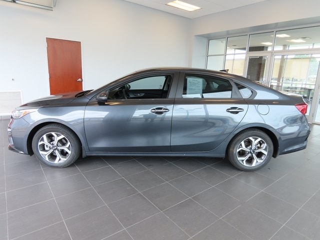 Certified 2021 Kia Forte LXS with VIN 3KPF24AD7ME388094 for sale in Kansas City