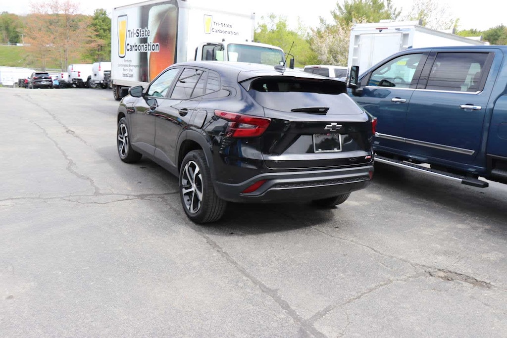 Used 2024 Chevrolet Trax 1RS SUV