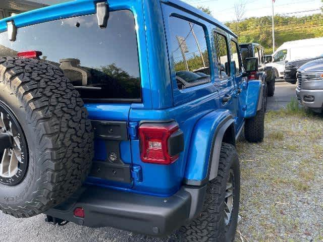 2024 Jeep Wrangler Rubicon 392 photo 2