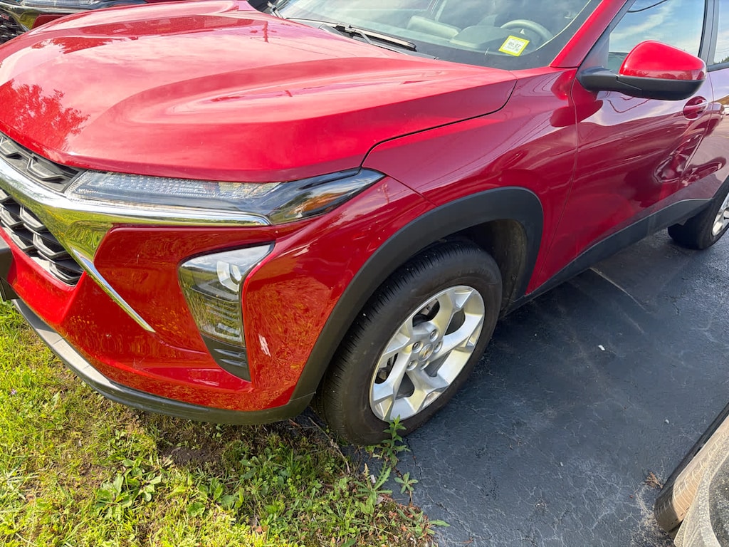 Used 2026 Chevrolet Trax LS SUV