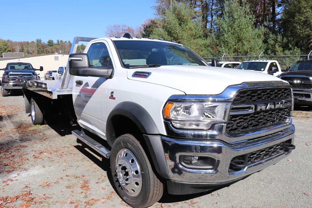 New 2024 Ram 5500 Chassis Cab Tradesman 4x4 Reg Cab 120 CA 204.5 WB Pickup