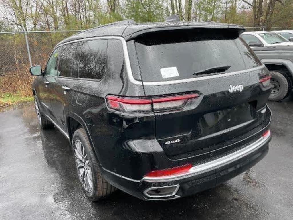 New 2025 Jeep Grand Cherokee Summit Reserve Sport Utility