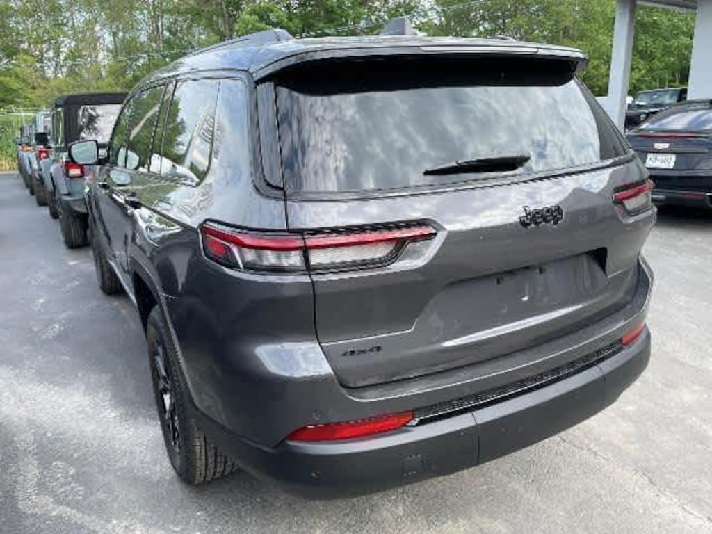 New 2025 Jeep Grand Cherokee Altitude X Sport Utility