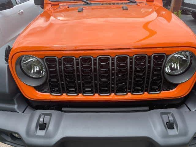 2025 Jeep Wrangler Sport S photo 3