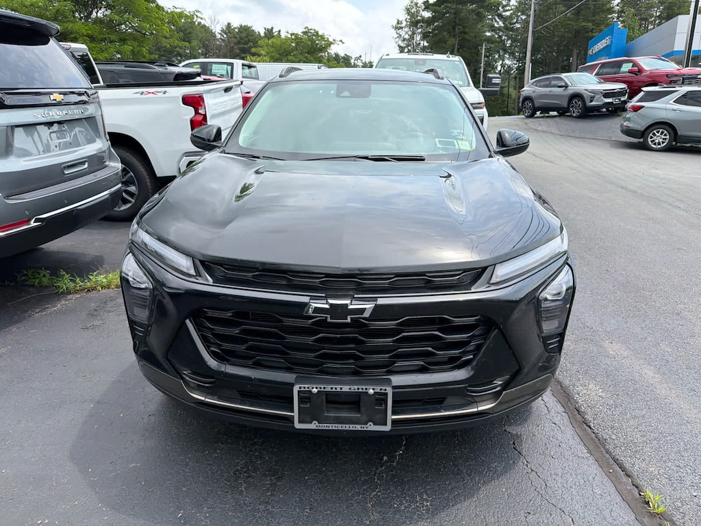 Used 2024 Chevrolet Trax ACTIV SUV