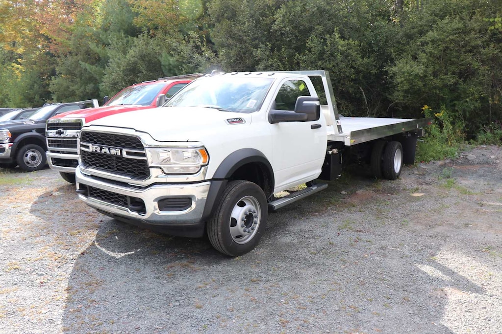 New 2024 Ram 5500 Chassis Cab Tradesman 4x4 Reg Cab 120 CA 204.5 WB Pickup