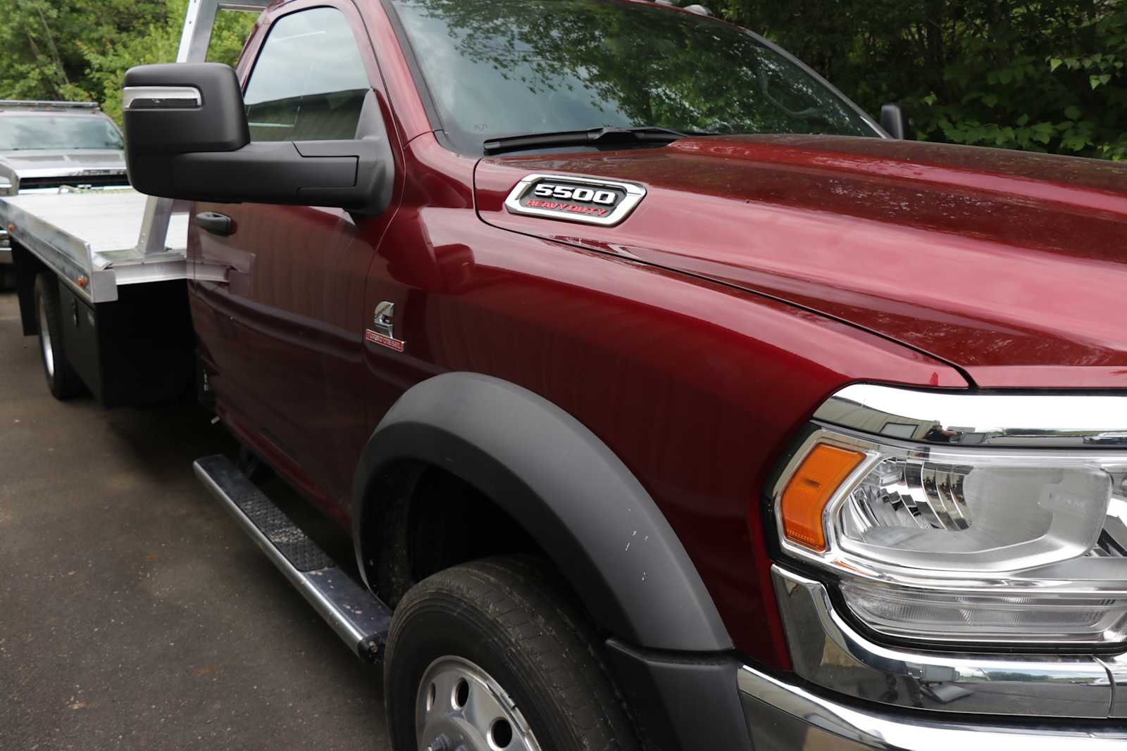 2024 Ram 5500 Tradesman photo 3