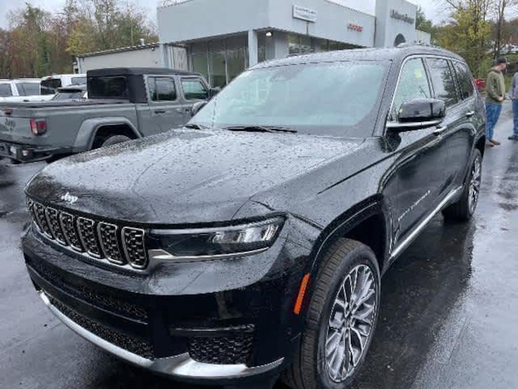 New 2025 Jeep Grand Cherokee Summit Reserve Sport Utility