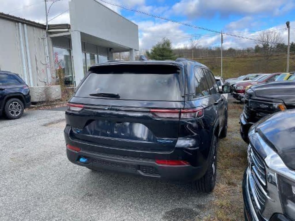New 2023 Jeep Grand Cherokee 4xe Trailhawk Sport Utility