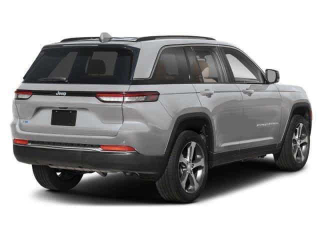 2023 Jeep Cherokee Trailhawk 4xe photo 3