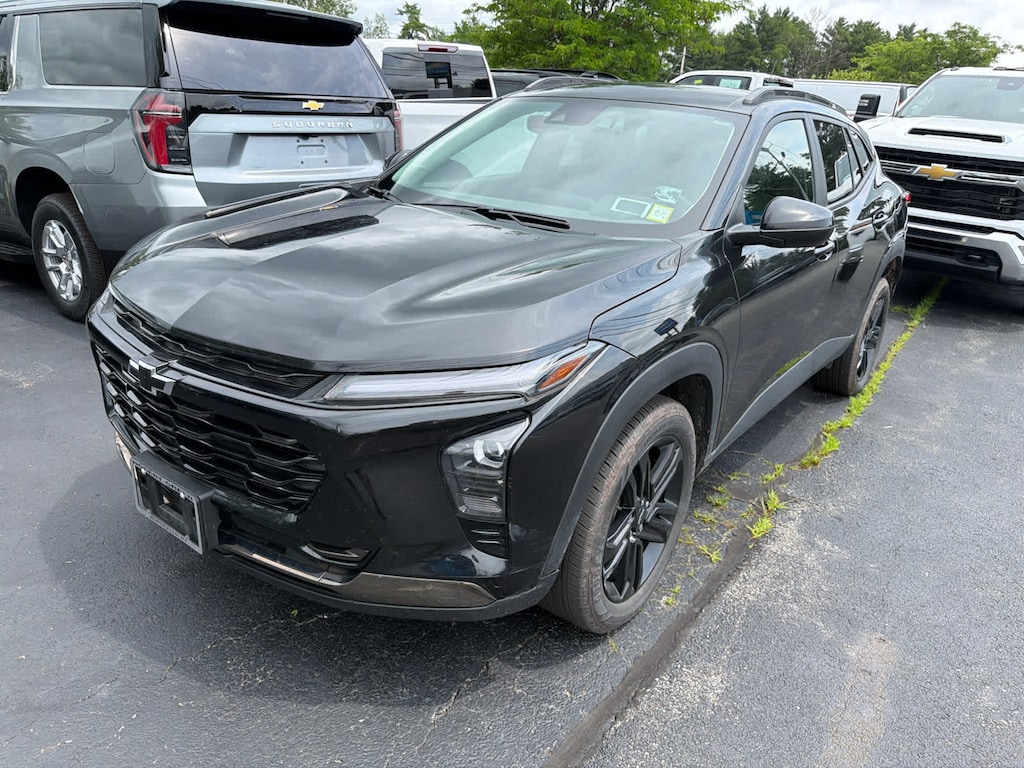 Used 2024 Chevrolet Trax ACTIV SUV