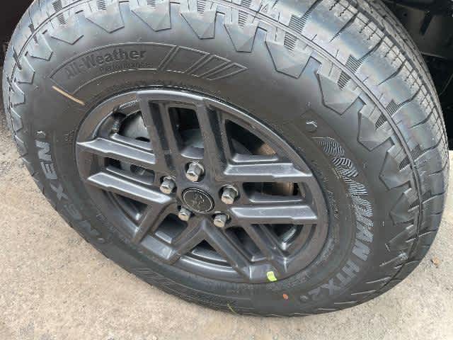 2025 Jeep Wrangler Sport S photo 4