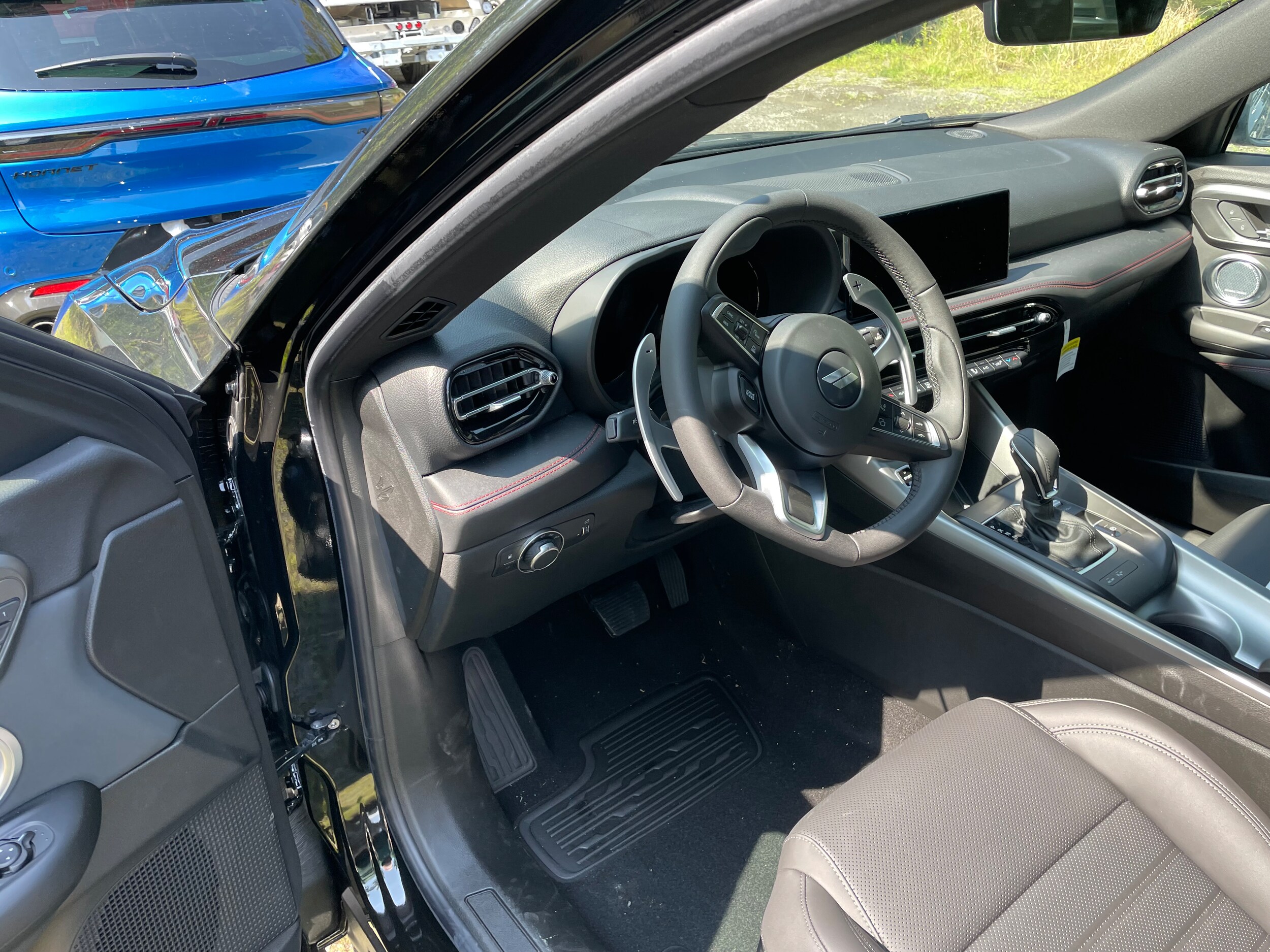 2024 Dodge Hornet R/T Plus photo 2