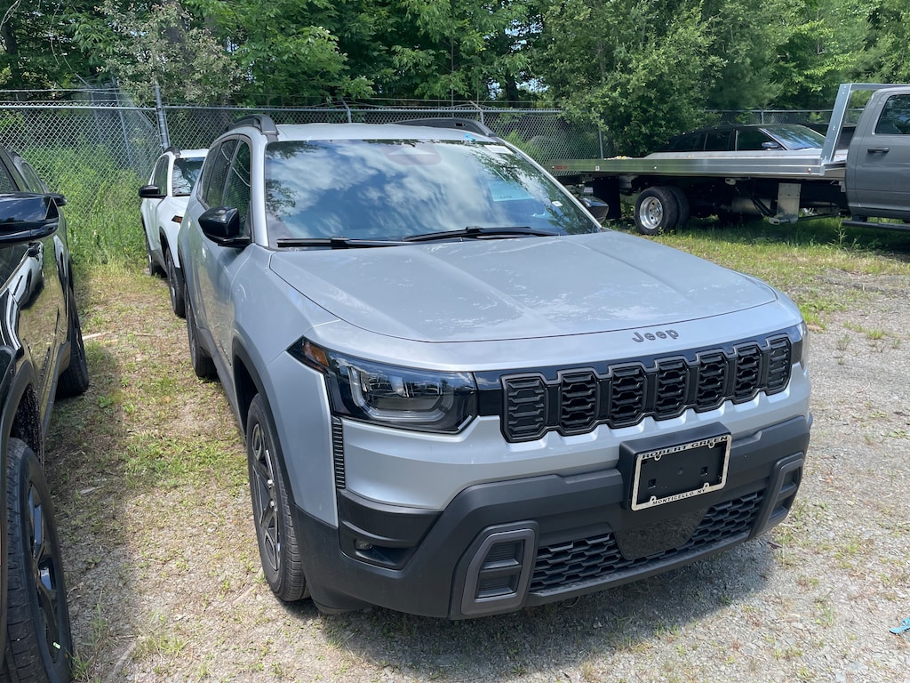 New 2026 Jeep Cherokee Laredo Sport Utility