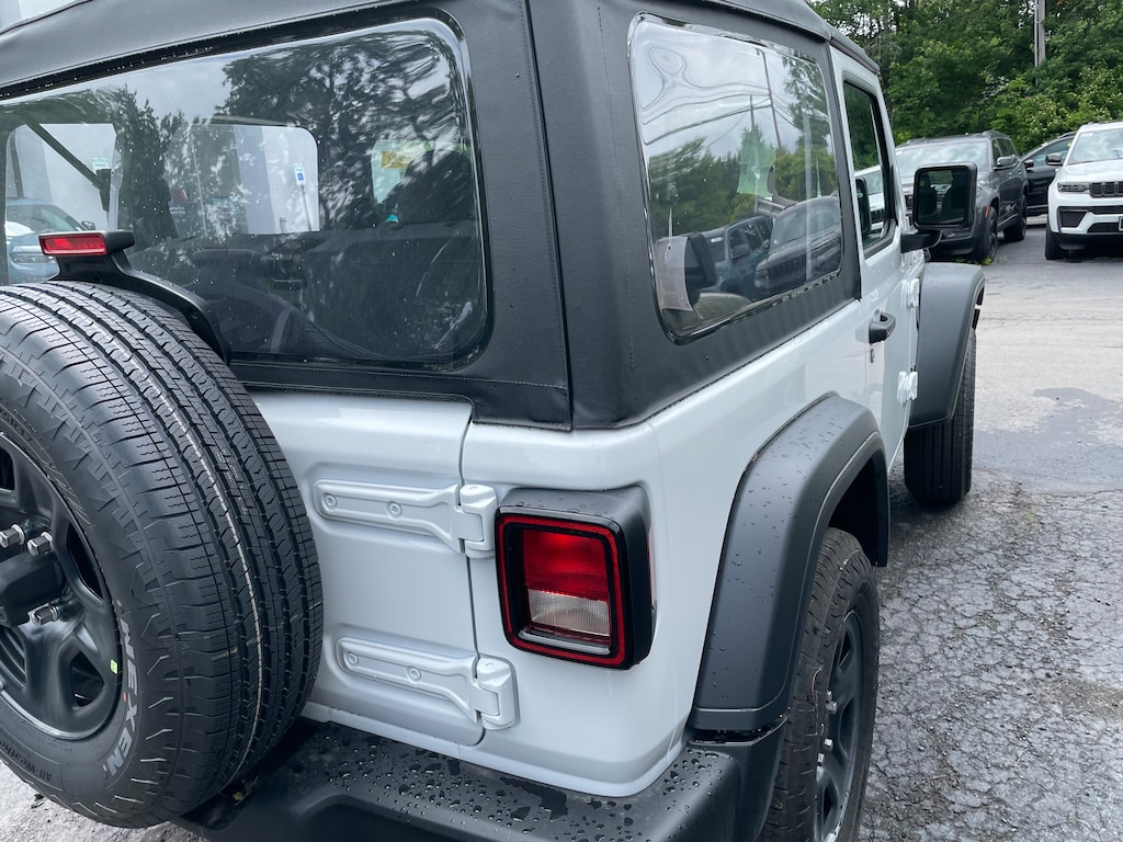 New 2026 Jeep Wrangler Sport Sport Utility
