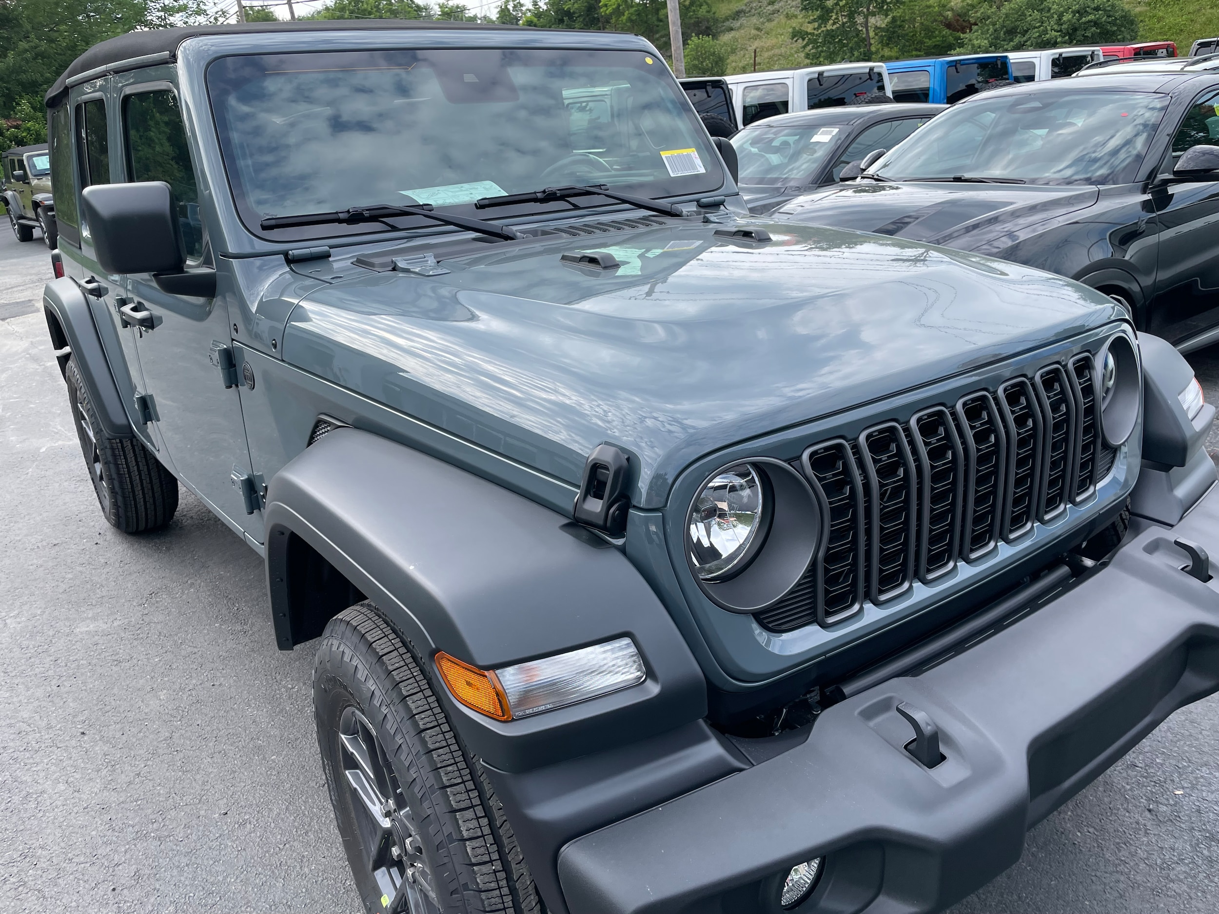 2025 Jeep Wrangler Sport Utility 