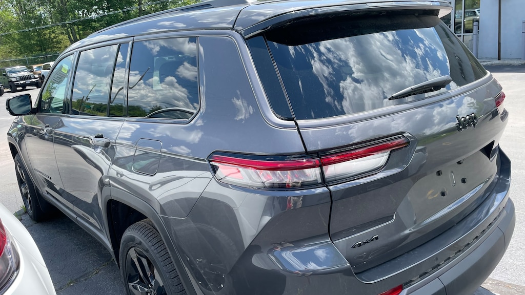 New 2026 Jeep Grand Cherokee Limited Sport Utility