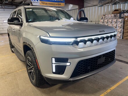 2026 Jeep Grand Wagoneer Base SUV