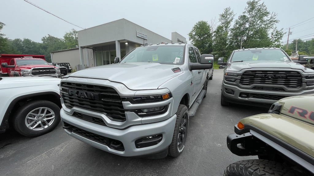New 2026 Ram 3500 Big Horn 4x4 Crew Cab 64 Box Pickup
