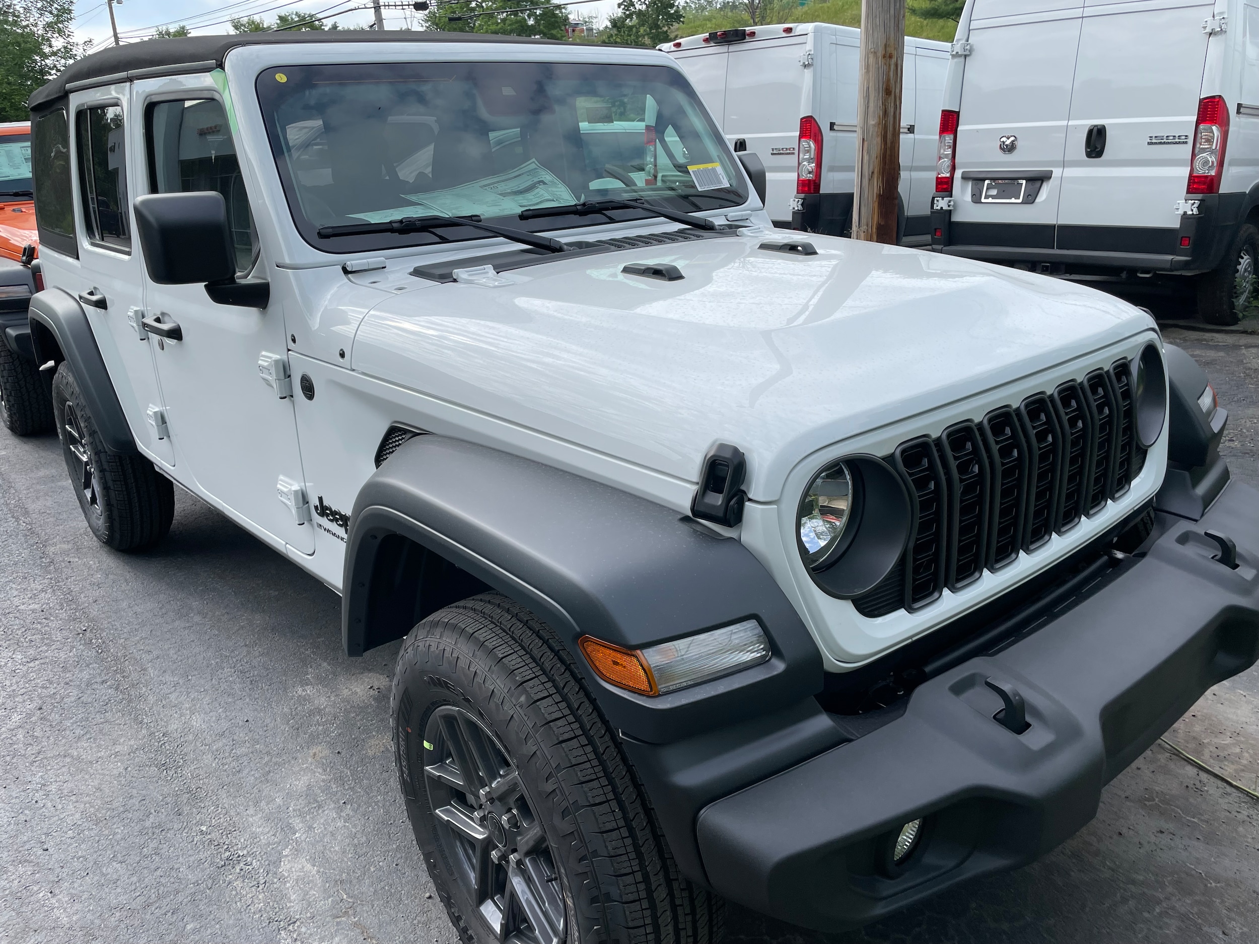2025 Jeep Wrangler Sport Utility 
