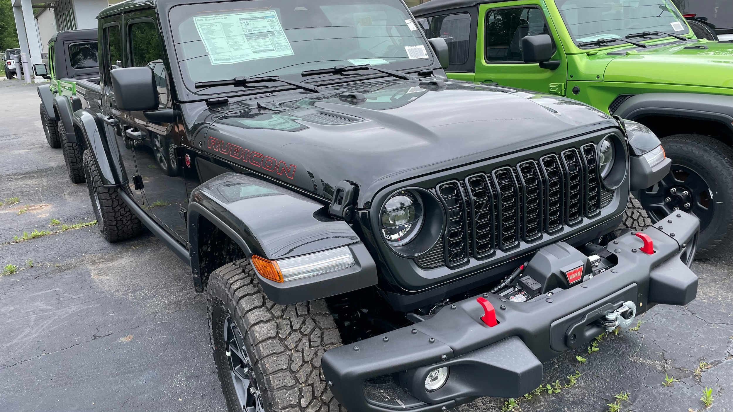 2026 Jeep Gladiator Pickup 
