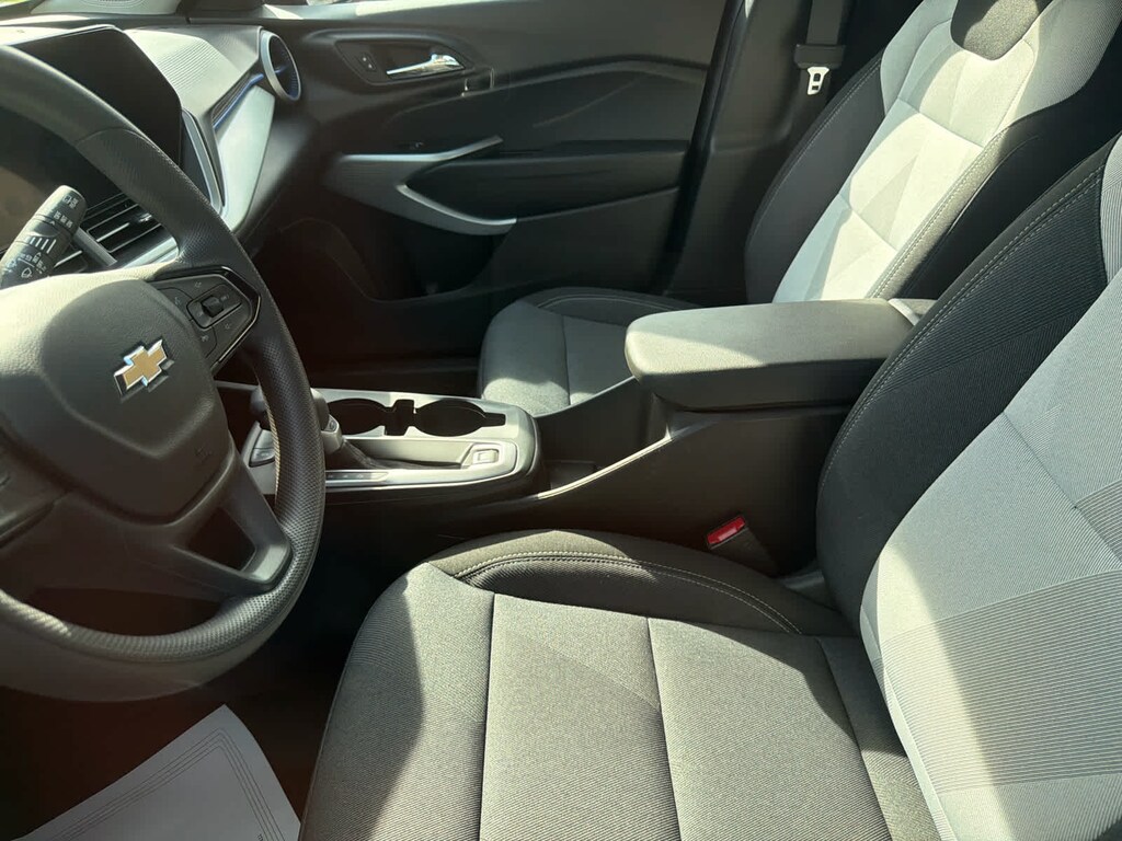 Used 2026 Chevrolet Trax LS SUV