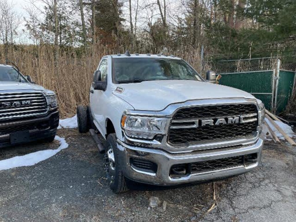 New 2024 Ram 3500 Chassis Cab Tradesman 4WD Reg Cab 60 CA 143.5 WB Pickup
