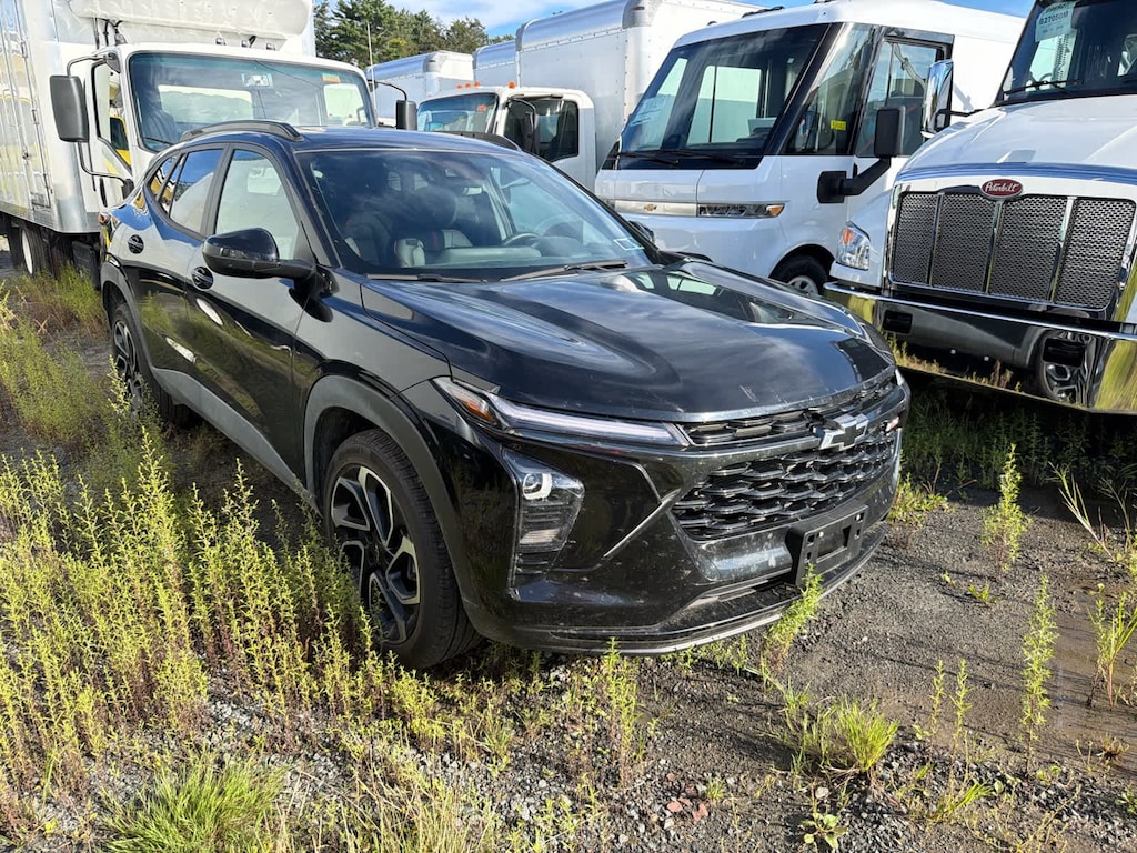 Used 2024 Chevrolet Trax 2RS SUV