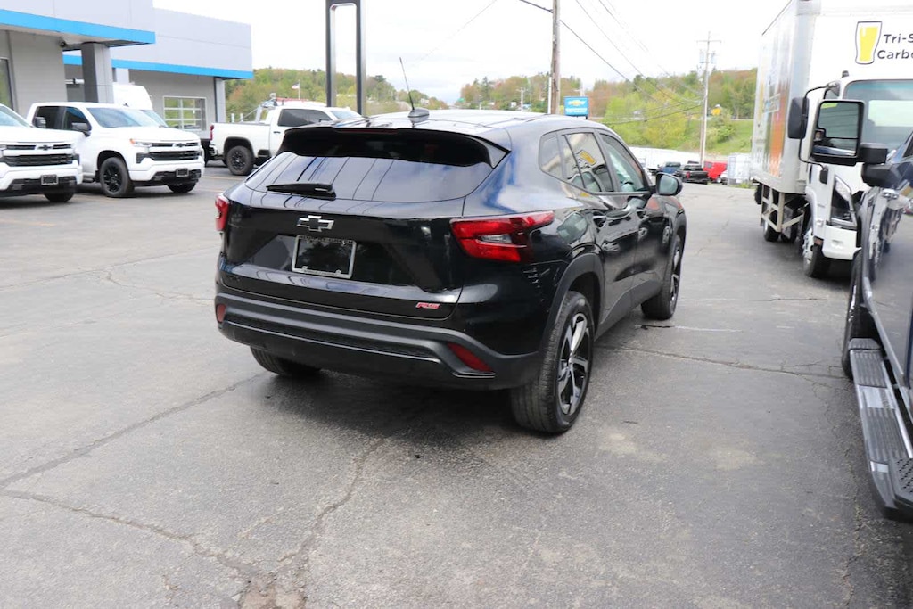 Used 2024 Chevrolet Trax 1RS SUV