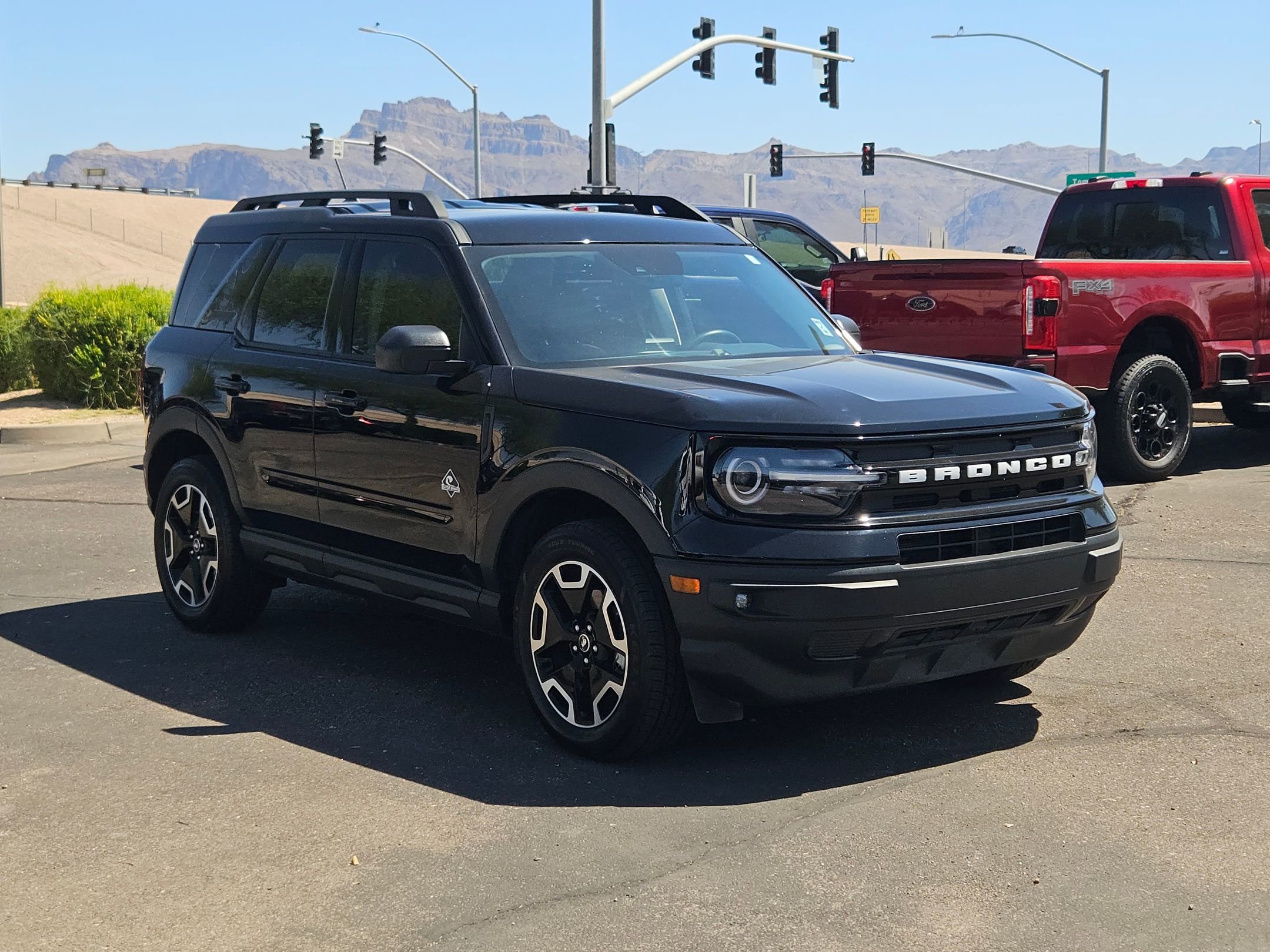 2023 Ford Bronco Sport Outer Banks photo 3